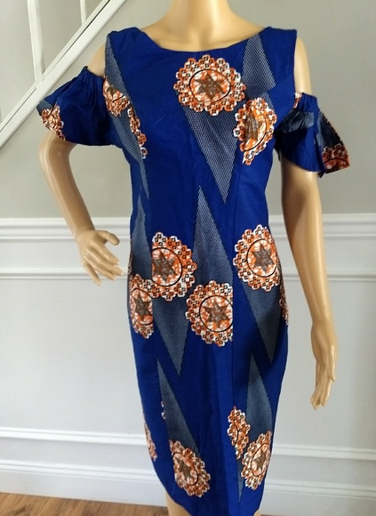 Dress - Picture 3 of 3